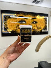Load image into Gallery viewer, Lint free wipes

